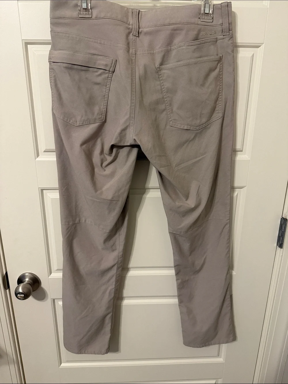 BONOBOS Golf Men's Straight Chinos in Light Gray